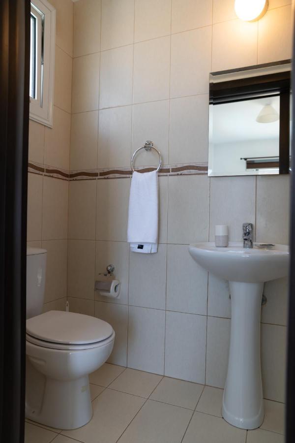 Fig Tree Villa Ekaterina 3 Bdrm Protaras Exterior foto